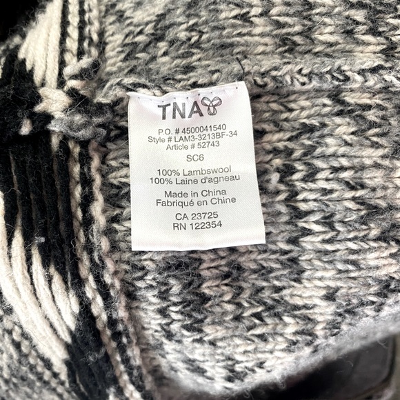 TNA lambswool sweater - XS - Picture 3 of 3